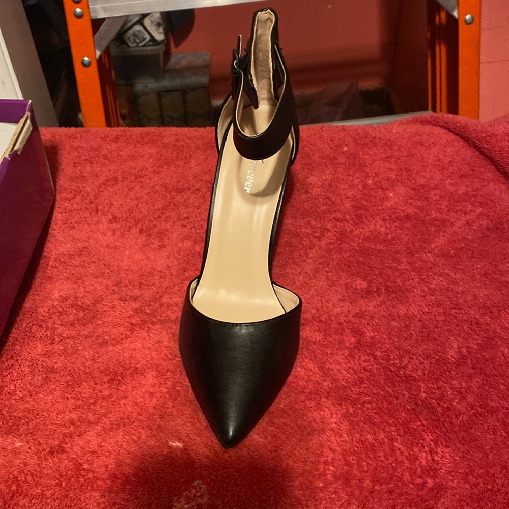 Forever black open sided ankle strap for stiletto heels size 10